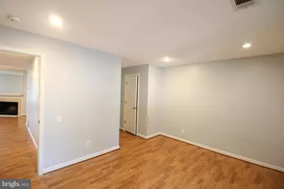 3901 Golf Tee Court #202, Fairfax, VA 22033 - Photo 14