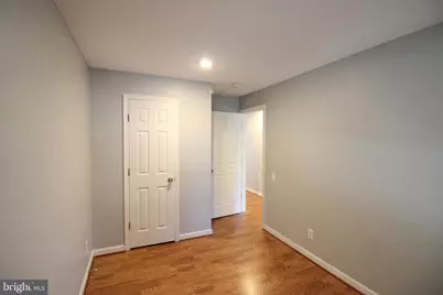 3901 Golf Tee Court #202, Fairfax, VA 22033 - Photo 12