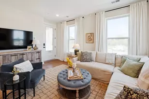 14928 Deco Cir, Chantilly, VA 20151 - Photo 4