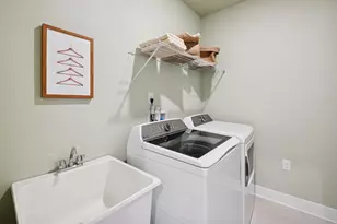 14928 Deco Cir, Chantilly, VA 20151 - Photo 16