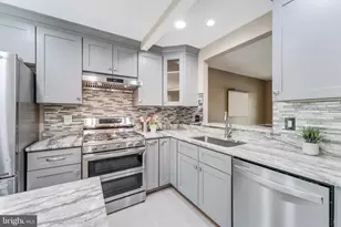 3316 Thorngate Dr, Herndon, VA 20171 - Photo 12