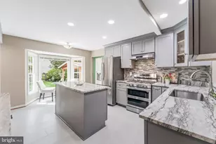 3316 Thorngate Dr, Herndon, VA 20171 - Photo 10