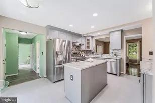 3316 Thorngate Dr, Herndon, VA 20171 - Photo 16
