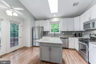 5715 Flagler Dr, Centreville, VA 20120 - Photo 16