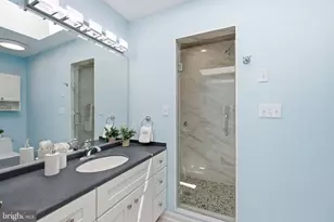 2101 Reynolds St, Falls Church, VA 22043 - Photo 26
