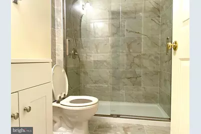 2540 Banshire Drive, Herndon, VA 20171 - Photo 6