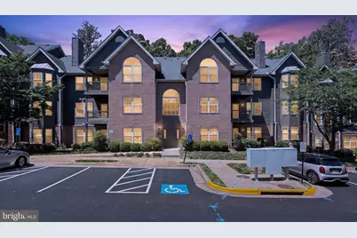 4126 Monument Court, Fairfax, VA 22033 - Photo 2