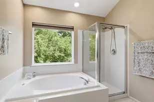 13110 Forest Mist Ln, Fairfax, VA 22033 - Photo 22