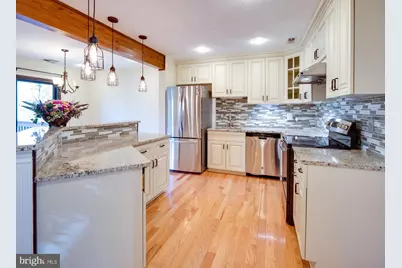2303 Glade Bank Way, Reston, VA 20191 - Photo 8