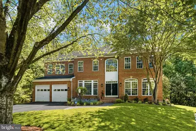 7136 Ayers Meadow Lane, Springfield, VA 22150 - Photo 2