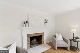 7431 Hallcrest Dr, McLean, VA 22102 - Photo 6
