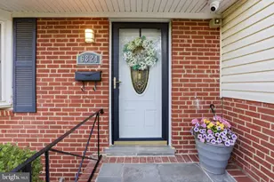 6824 Felix St, McLean, VA 22101 - Photo 4