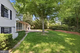 7517 Axton St, Springfield, VA 22151 - Photo 8