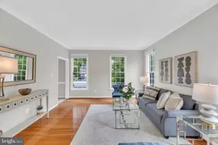 8006 Comerford Dr, Fairfax Station, VA 22039 - Photo 12