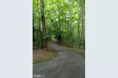 8006 Comerford Drive, Fairfax Station, VA 22039 - Photo 6