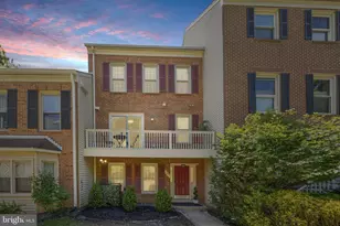 7595 Chrisland Cove, Falls Church, VA 22042 - Photo 2