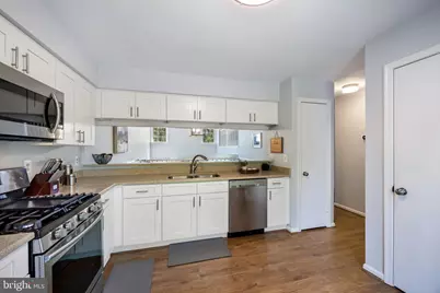 7595 Chrisland Cove, Falls Church, VA 22042 - Photo 28