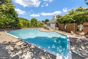 7595 Chrisland Cove, Falls Church, VA 22042 - Photo 10