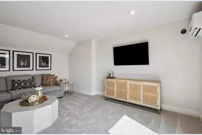 2111 Acadia Road, Herndon, VA 20170 - Photo 22