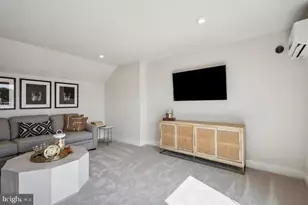 2111 Acadia Rd, Herndon, VA 20170 - Photo 22