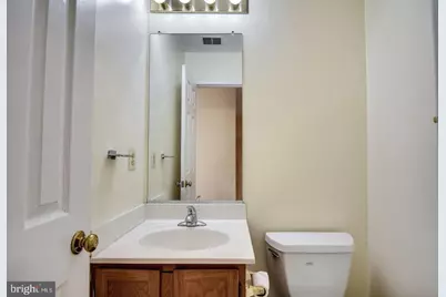 4216 Fox Lake Drive, Fairfax, VA 22033 - Photo 6