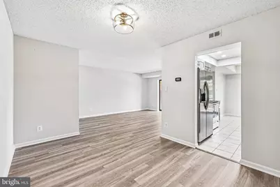 10225 Valentino Drive #7212, Oakton, VA 22124 - Photo 8