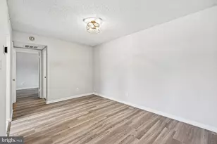 10225 Valentino Dr, Oakton, VA 22124 - Photo 6