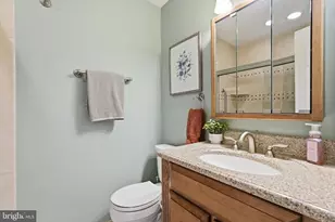 2423 Rocky Branch Rd, Vienna, VA 22181 - Photo 24