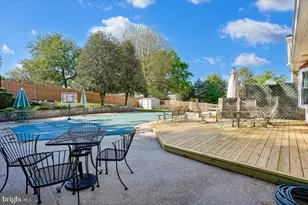 2423 Rocky Branch Rd, Vienna, VA 22181 - Photo 38