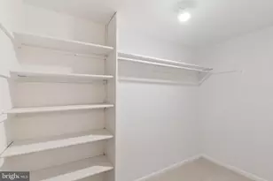 1422 Northgate Square, Reston, VA 20190 - Photo 18