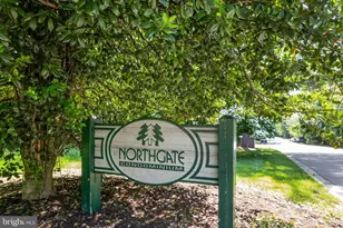 1422 Northgate Square, Reston, VA 20190 - Photo 34