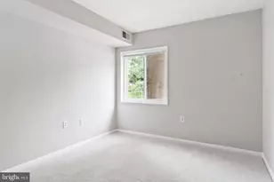 1422 Northgate Square, Reston, VA 20190 - Photo 22