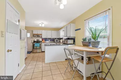 404 Tapawingo Road SE, Vienna, VA 22180 - Photo 10