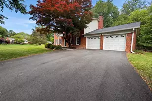 3211 Fox Mill Rd, Oakton, VA 22124 - Photo 46