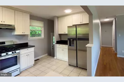 556 Orchard Street NW, Vienna, VA 22180 - Photo 6