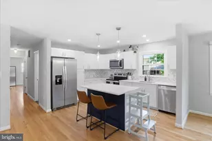 8627 Braddock Ave, Alexandria, VA 22309 - Photo 10