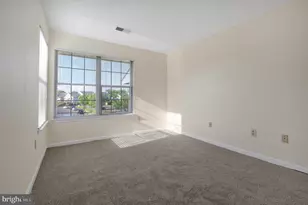 8610 Beekman Pl, Alexandria, VA 22309 - Photo 14