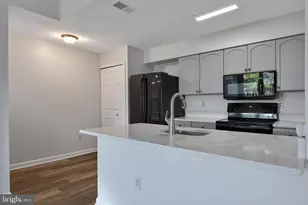 8610 Beekman Pl, Alexandria, VA 22309 - Photo 4
