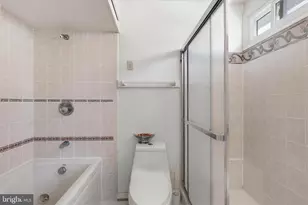 211 Whispering Wind Ct SE, Vienna, VA 22180 - Photo 20