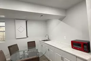 13507 Huntsfield Ct, Herndon, VA 20171 - Photo 12