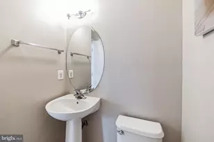 12876 Fair Valley Ct, Fairfax, VA 22033 - Photo 10
