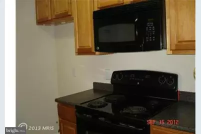10300 Appalachian Circle #109, Oakton, VA 22124 - Photo 4