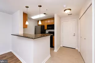 10300 Appalachian Cir, Oakton, VA 22124 - Photo 20