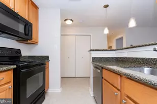 10300 Appalachian Cir, Oakton, VA 22124 - Photo 24