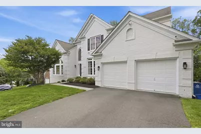 4929 Sammy Joe Drive, Fairfax, VA 22030 - Photo 2