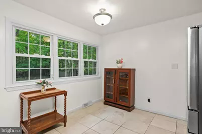 318 Lawyers Road NW, Vienna, VA 22180 - Photo 12