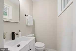 2026 Dexter Dr, Falls Church, VA 22043 - Photo 22