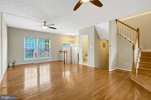 14005 Winding Ridge Ln, Centreville, VA 20121 - Photo 4