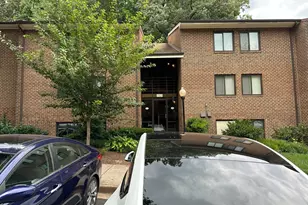 1523 Northgate Square, Reston, VA 20190 - Photo 2