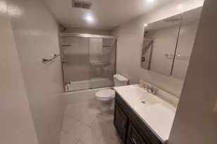 1523 Northgate Square, Reston, VA 20190 - Photo 10